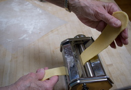 making pasta2011d16c017